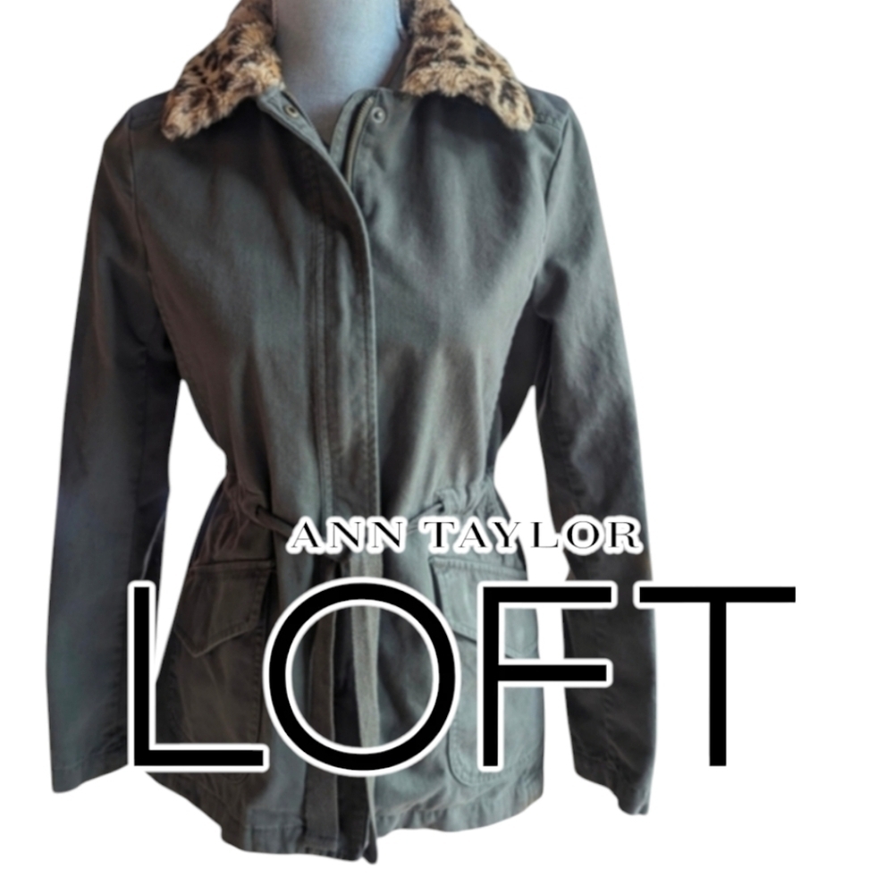 Loft Women’s Army Green Faux Fur Collar Jacket  PS Zip Up Snaps Pockets …